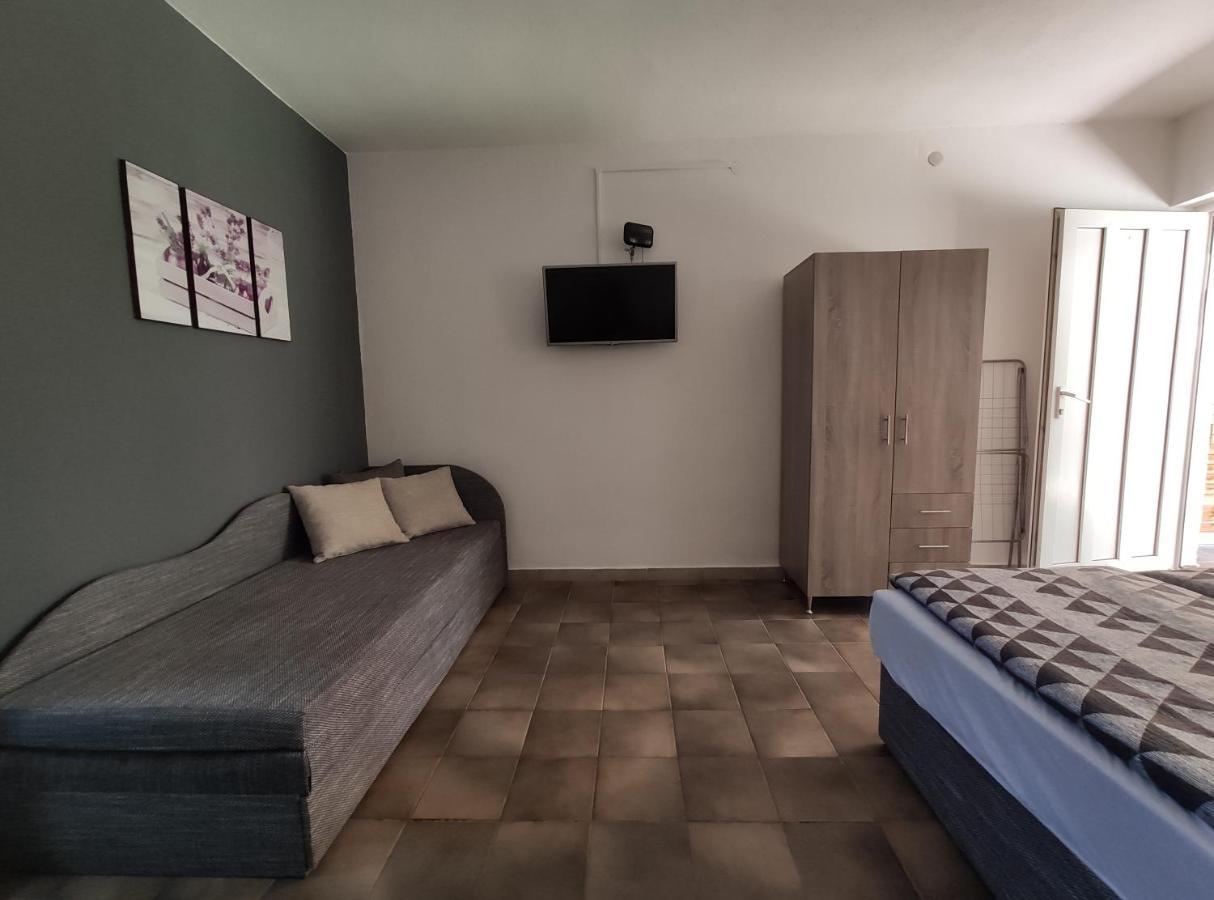 Vasti Apartman Siofok Exterior photo